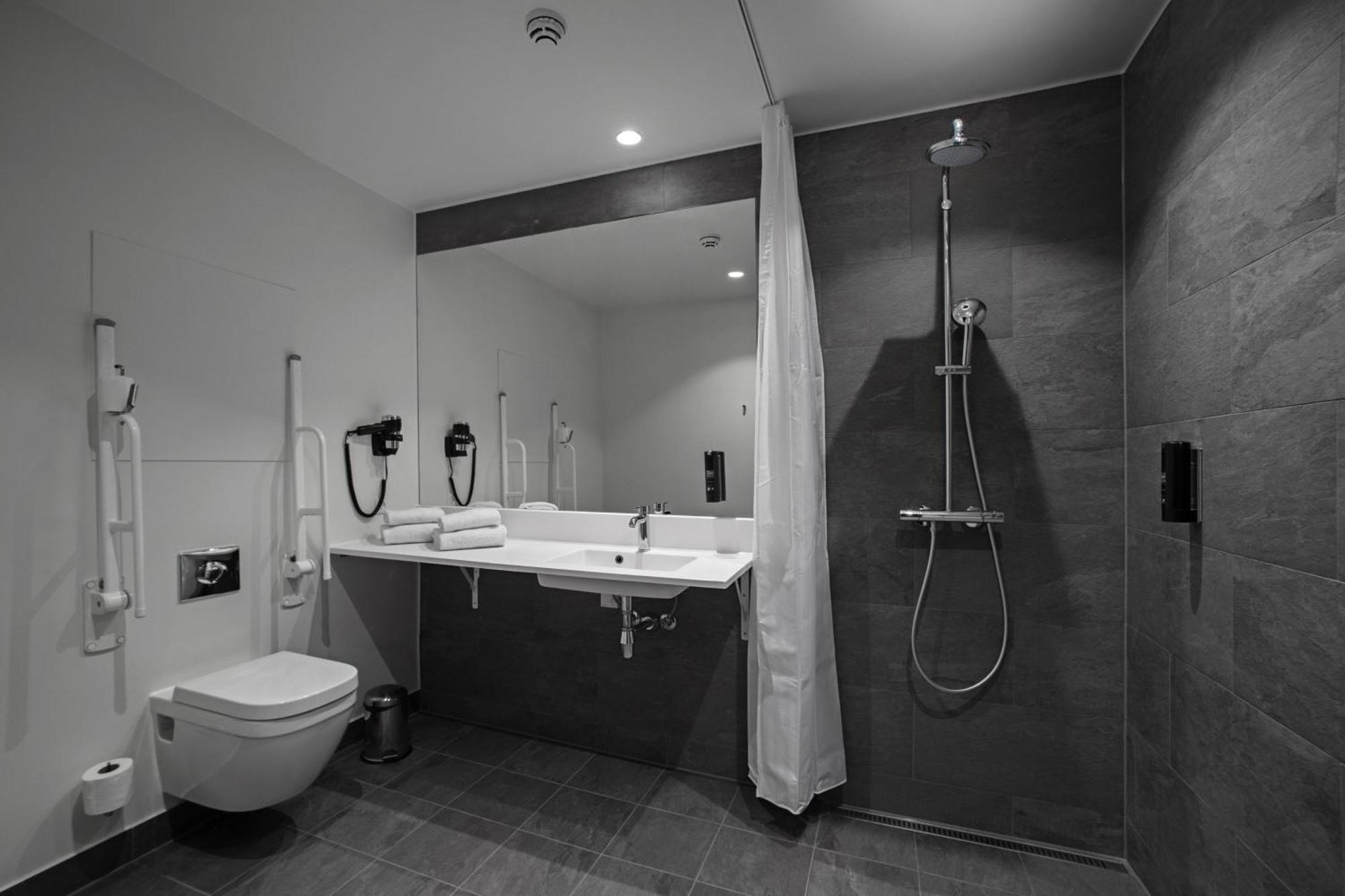 Four Points Flex By Sheraton ฮิลเลอร์โวด ภายนอก รูปภาพ